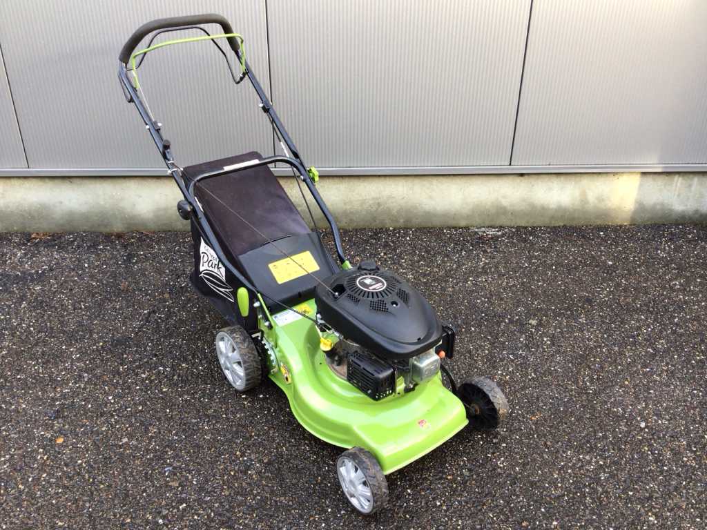 Parkside best sale petrol lawnmower