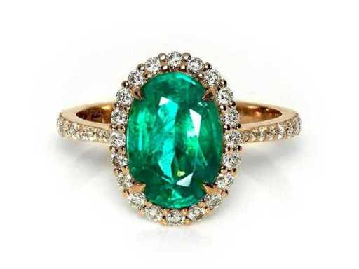 Bague de luxe en émeraude vert Zambia naturel 3,62 carats