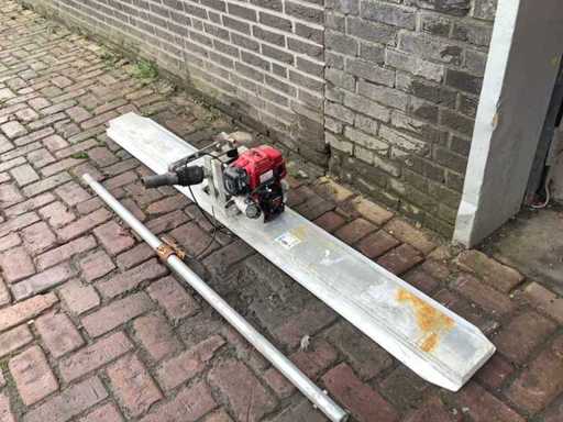 2013 Lievers Hall 2008 Vibrierende Veredelungsmaschine