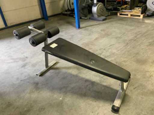 Gym80 Signum abdominal Krachtstation