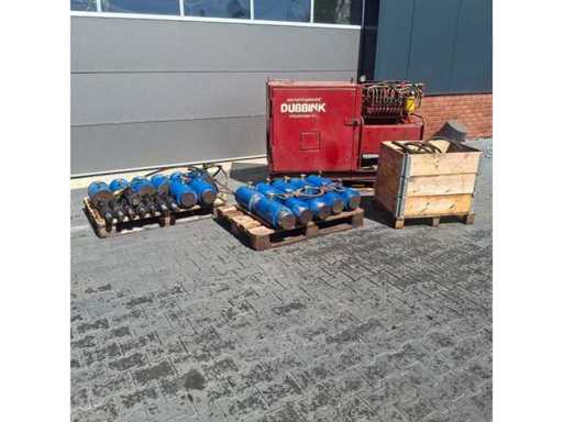 Hydraulic jacking installation