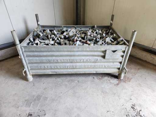 Doka retaining heads – 500 pieces in lattice box – galvanised head plates for ceiling props / H20 beams – used