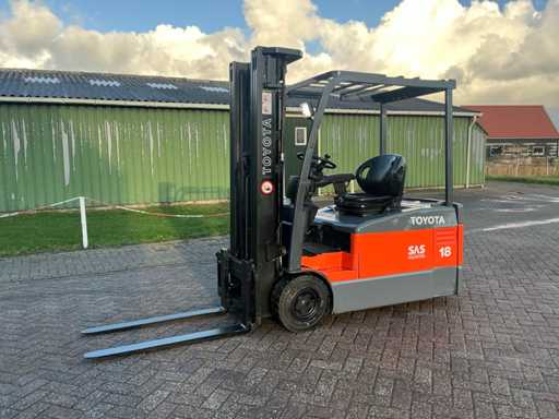 Toyota 7FBEF18 Forklift