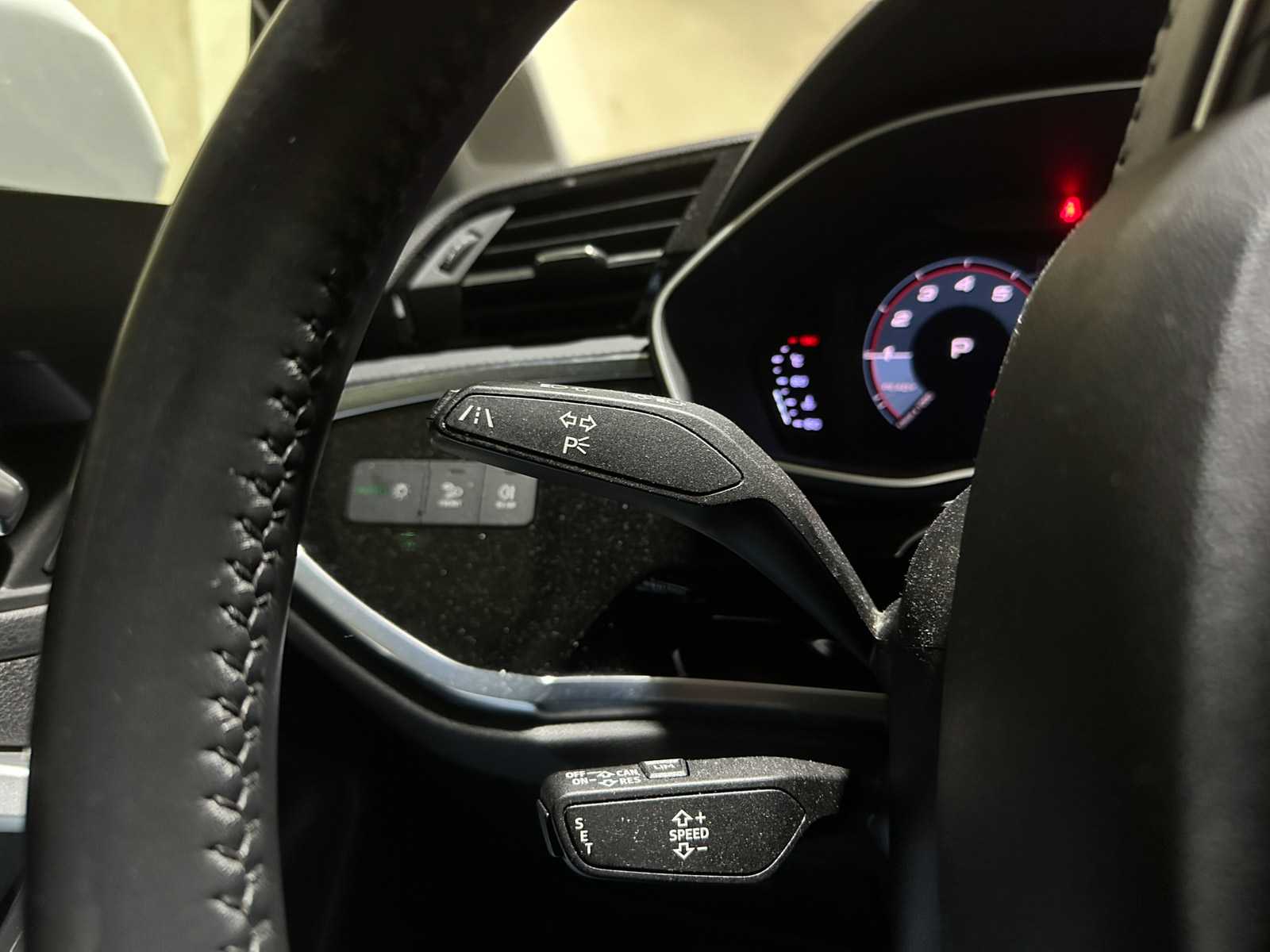 Audi Q3 35 TFSI Pro Line business 150pk 2020 (Origineel-NL + 1e eigenaar), G-399-ZV