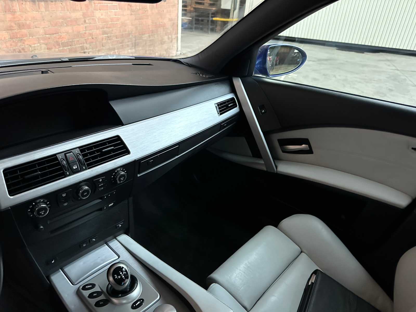 BMW M5 5.0 V10 E60 500hp 2006 5-series Youngtimer