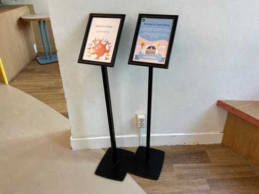 Display pole (2x)