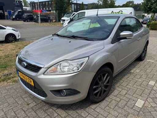 Ford - 2009 - Focus Coupé-Cabriolet - 1.6 Tendance - J-963-ZR