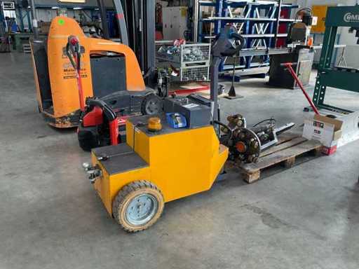 2017 EFATEC Towbuddy 75 Electric Tow Tractor