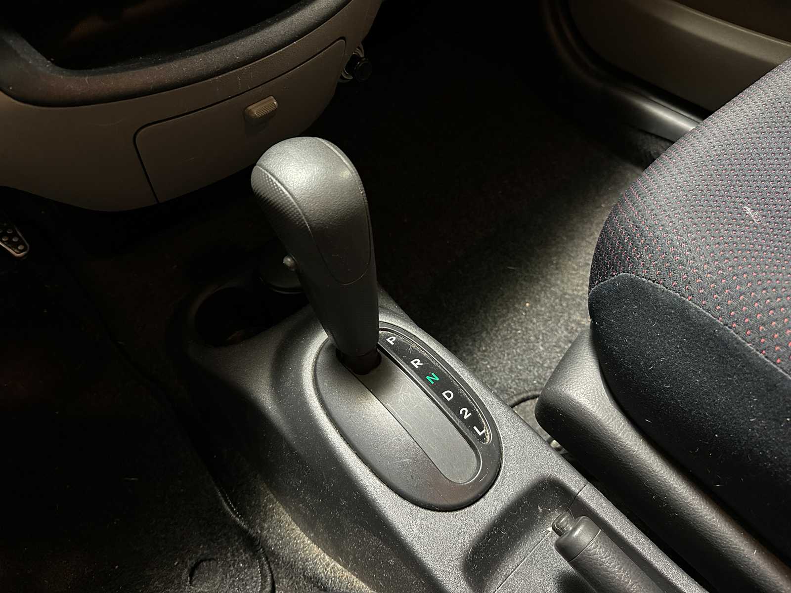 Daihatsu Sirion 2 1.3-16V Comfort 90pk 2005 (Origineel-NL) Automaat, 41-RP-TZ