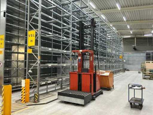 BT - OP 1000 HSE - Vertical order picker with driver's platform