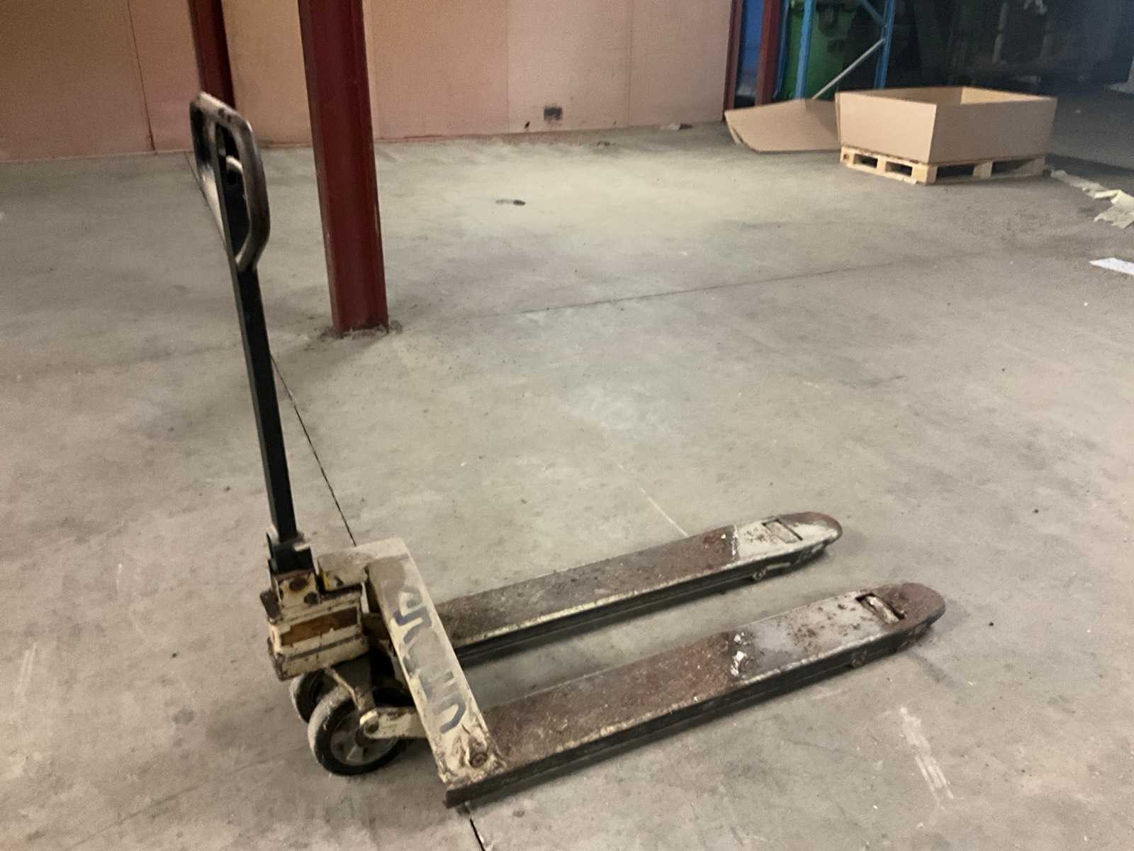 Crown PTH20 Pallet Truck