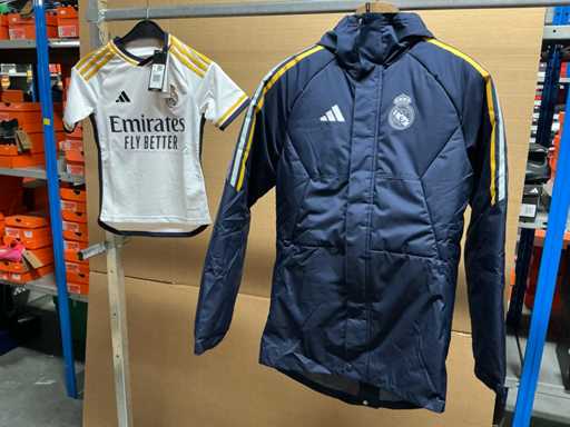 Partij Adidas Real Madrid wedstrijdshirts/jassen (7x)