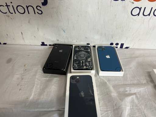 iPhone 13 Blauw | iPhone 13 Zwart | iPhone XR