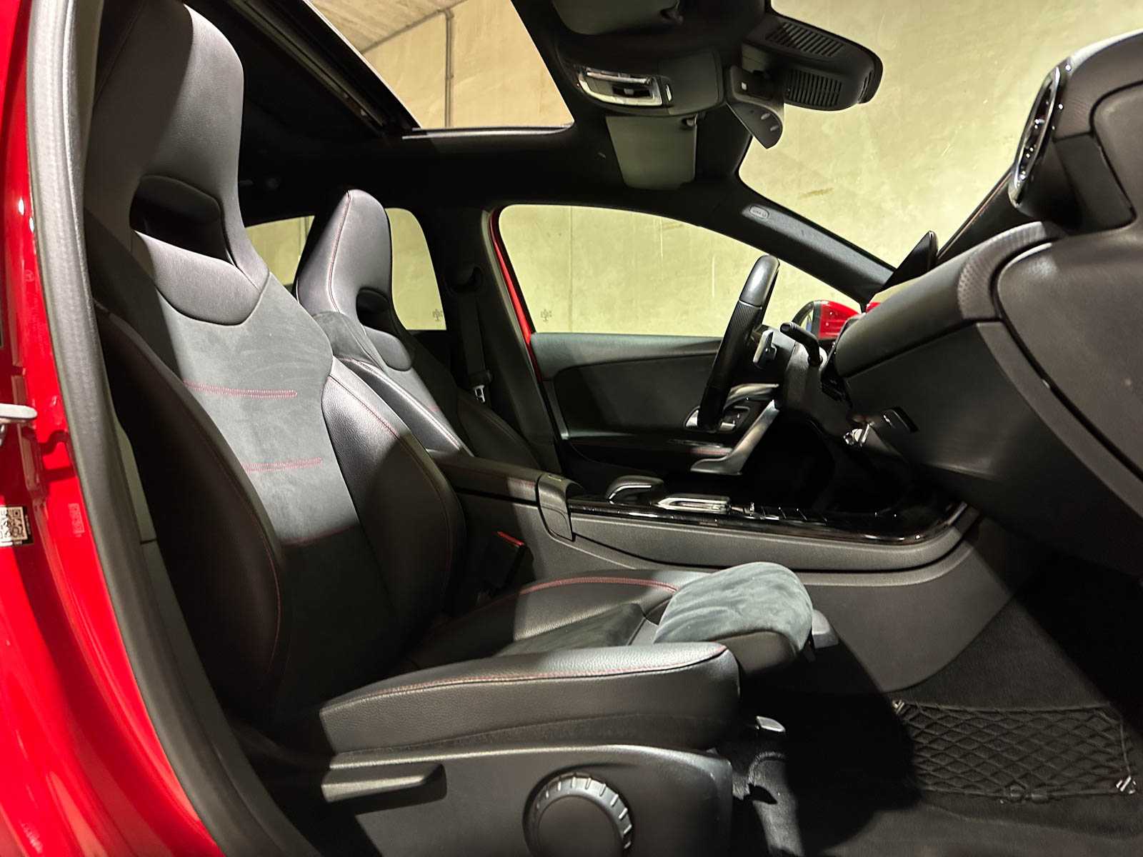 Mercedes-Benz A180 d Business Solution AMG 116pk 2018 (Origineel-NL) A-klasse, SR-559-F