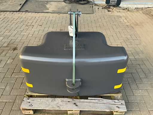 Front weight, "750kg"