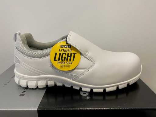 Biegoster bezpieczeństwa - Brio - białe mokasyny rozmiar 47 (5x)