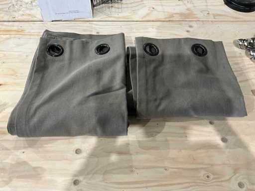 Vorhänge (2x)