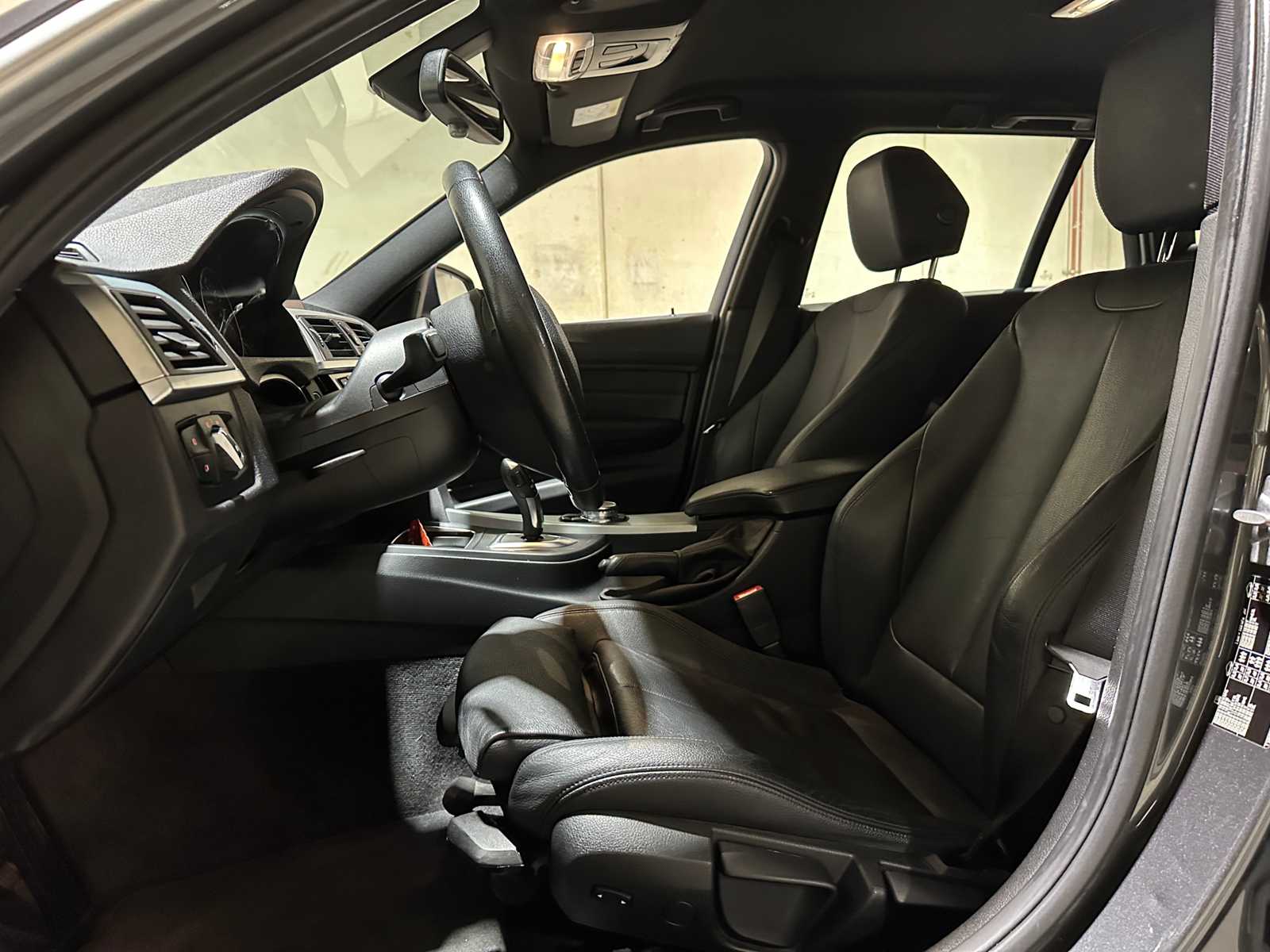 BMW 320i Automatic Centennial High Executive 184hp 2016 3-Series Touring, JR-371-D