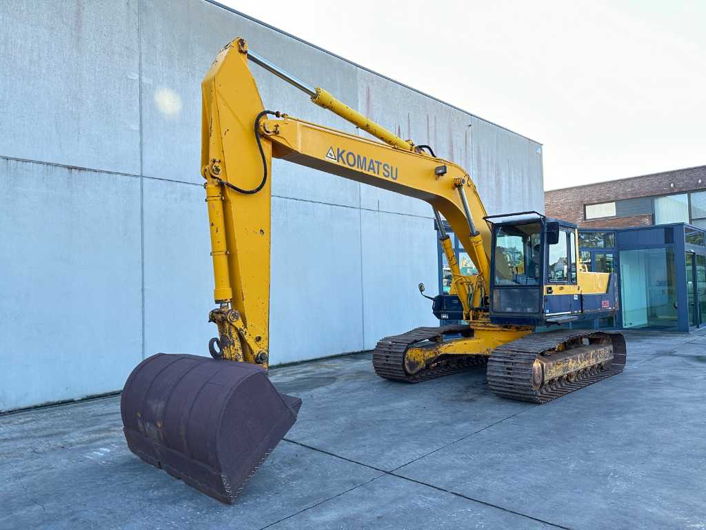Komatsu - PC220 - Excavator pe senile