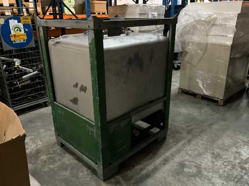 SKE roestvrijstalen opslagtank met gegalvaniseerd frame