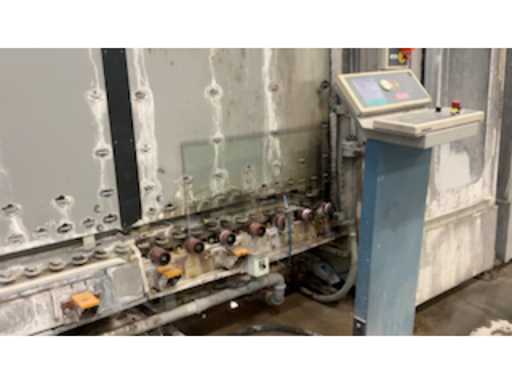 7ad4e0e1-90c8-455a-a8f7-a094074afbd4.mp4