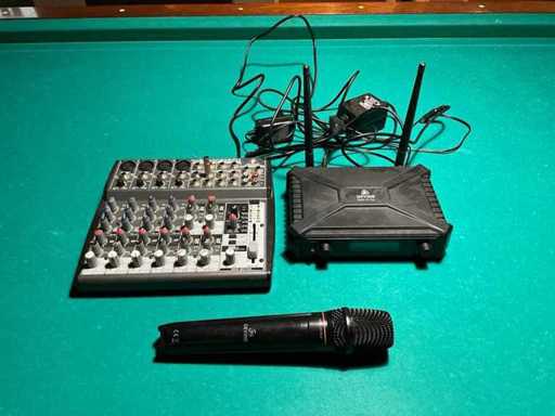 Behringer/Divin Xenyx 1202 FX/WMD-50 Duo Mixer and Wireless Microphone