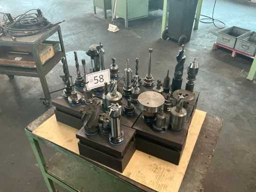 Suporturi SK 40 pentru scule (30x)