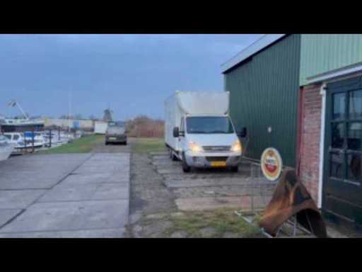 f2528eb3-40a9-4bac-9cd4-44641738f180.mp4