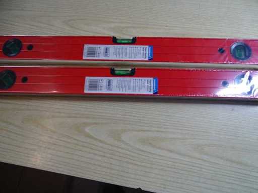 Vari strumenti di misura (2x)