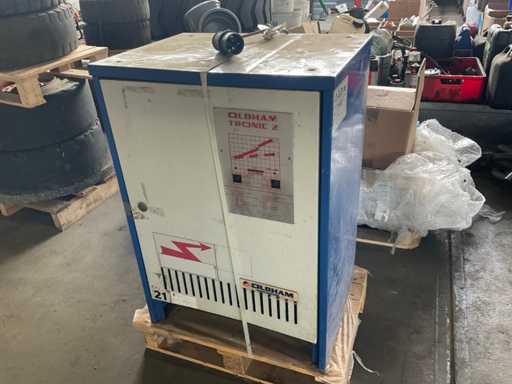 Înc?rc?tor de baterii Oldham Tronic 2