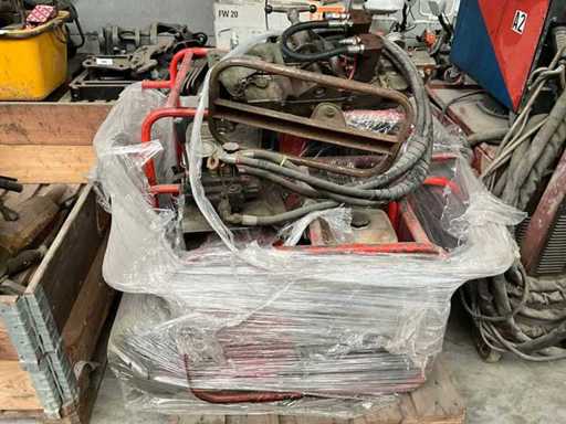 Verschiedene Generatoren (2x)