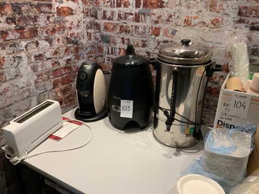 Vari elettrodomestici da cucina (4 volte)