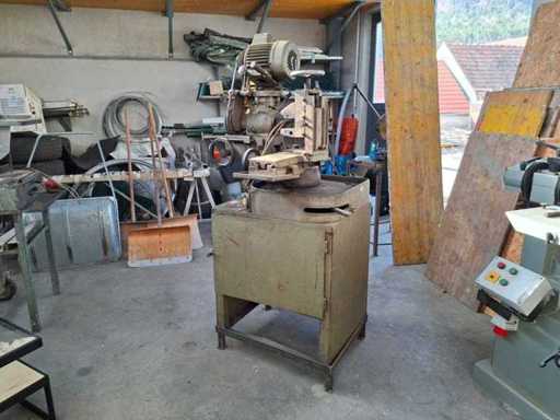 Other milling machines