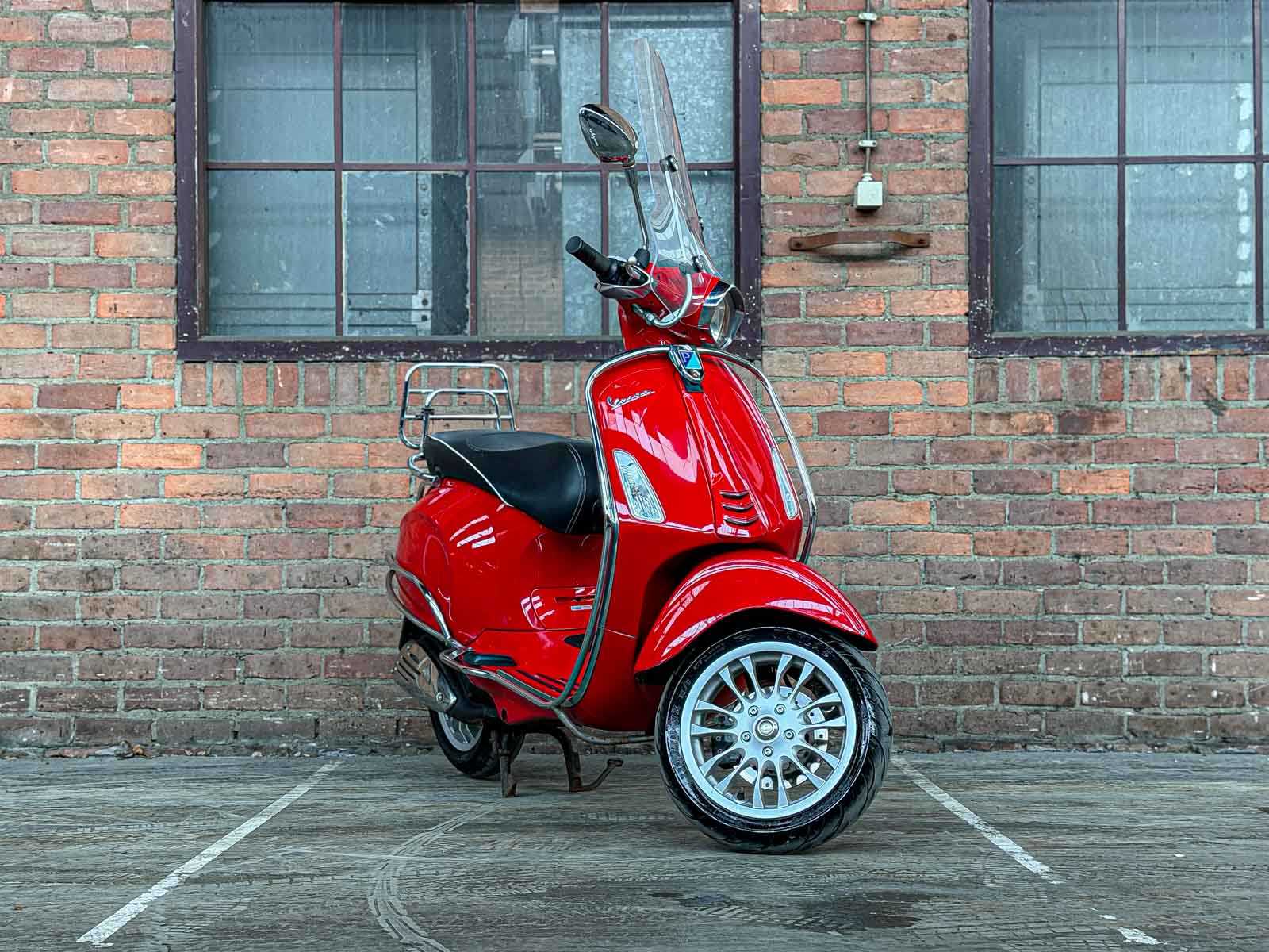 Piaggio Vespa Sprint 4T 2015, F-581-ZF Scooter