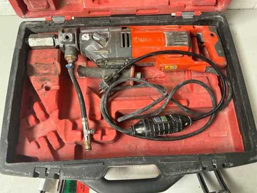 Mașină de foraj cu carote Husqvarna DM220