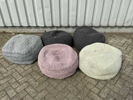 Impreza różnych zewnętrznych poufów