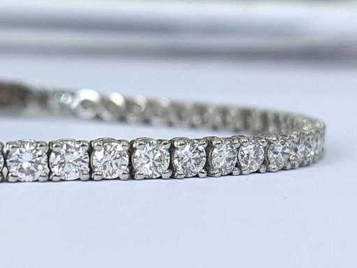 14 Karaat witgouden armband met 5,56 crt. diamant