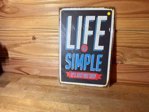- Life is Simple - Mancave decoratie
