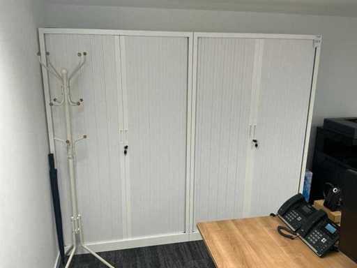 Armoire à porte roulante (2x)
