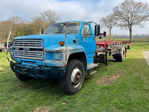 Ford - - F700 - Truck
