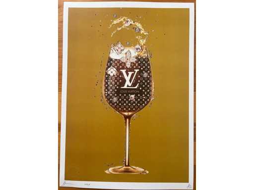 DEATH NYC: Bicchiere Champagne Vuitton 82/100