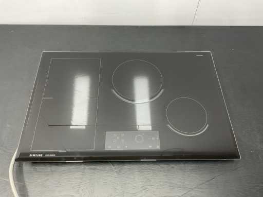 4-strefowa p?yta indukcyjna Samsung NZ84J9770EK