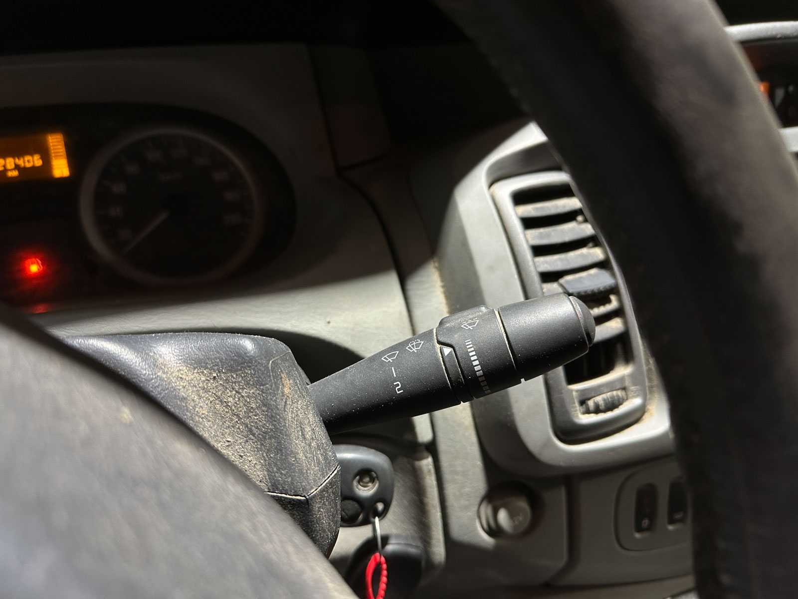 Opel Vivaro 2.0 CDTI DC 113hp 2009, 8-VDX-97