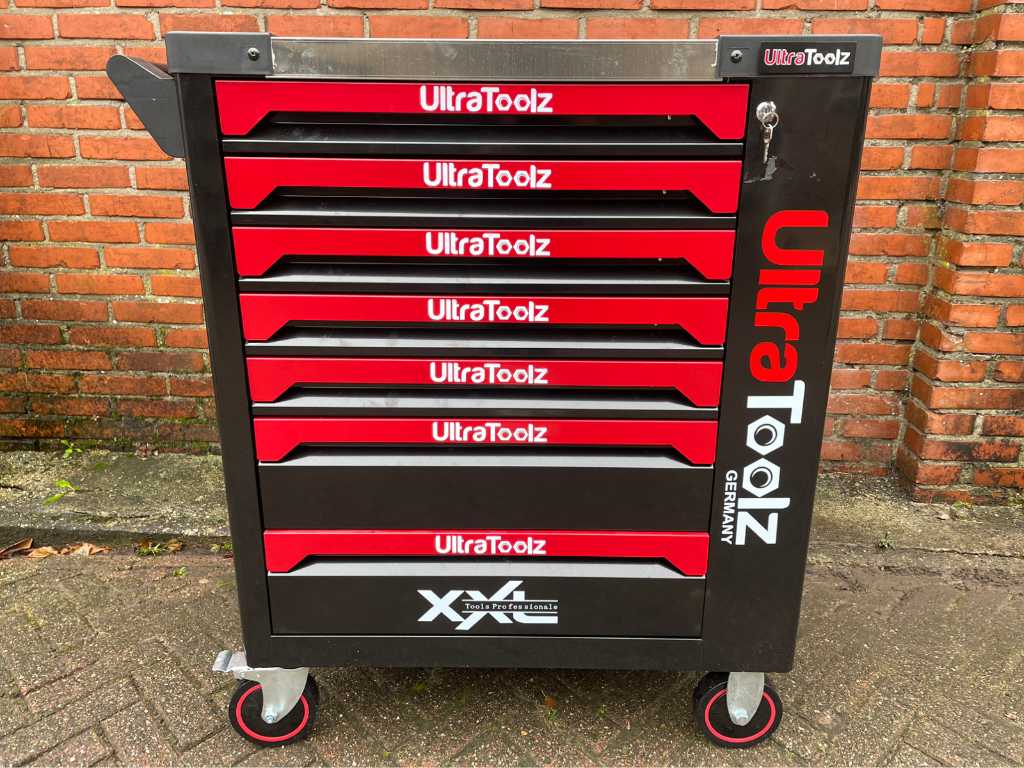2024 UltraToolz 7/7 basic black/red Gereedschapswagen