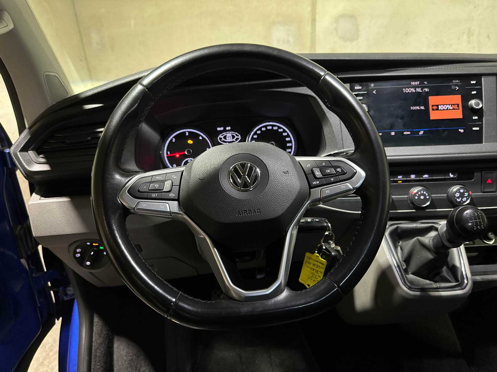 Volkswagen Transporter 2.0 TDI L2H1 30 DC 6-Persoons Highline 150pk 2020 (Origineel-NL), VGK-42-L Bedrijfswagen