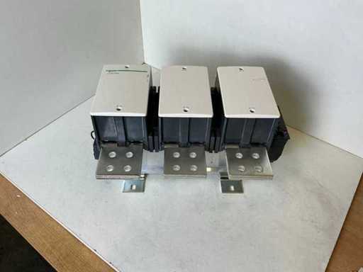 Schneider LC1F1700 Contactor