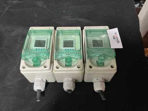 Cutie de instalare cu unitate de control (3x)