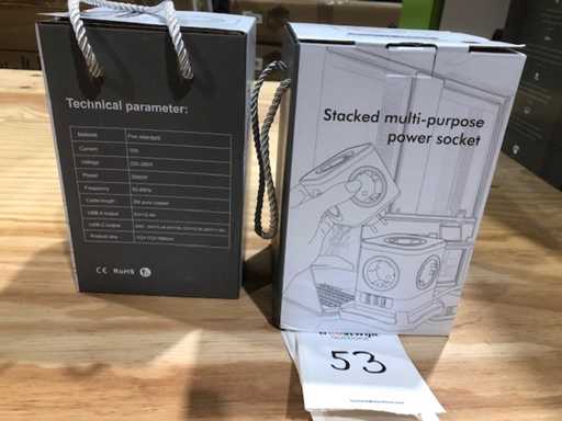 Lotto di prolunghe, appendiabiti, trappole per topi, feltro per mobili, ecc.