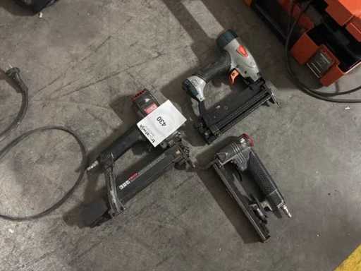 Pistolet à clous (3x)