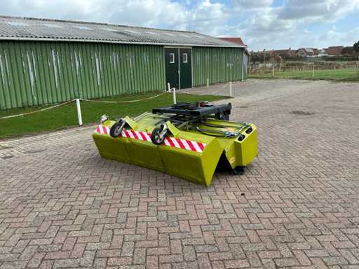 Sweeper UKM Straatveegmachine